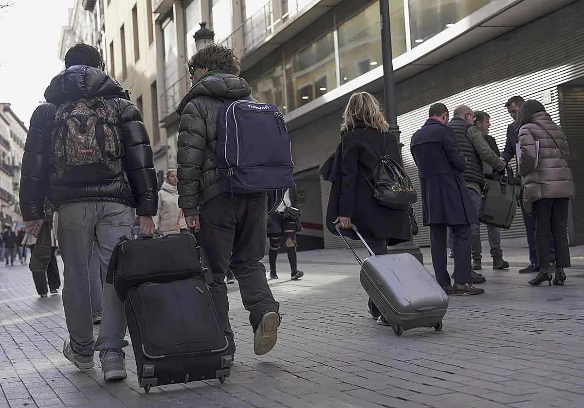 Consumo ratifica la multa de 64 millones a Airbnb por anunciar 65.000 pisos sin licencia