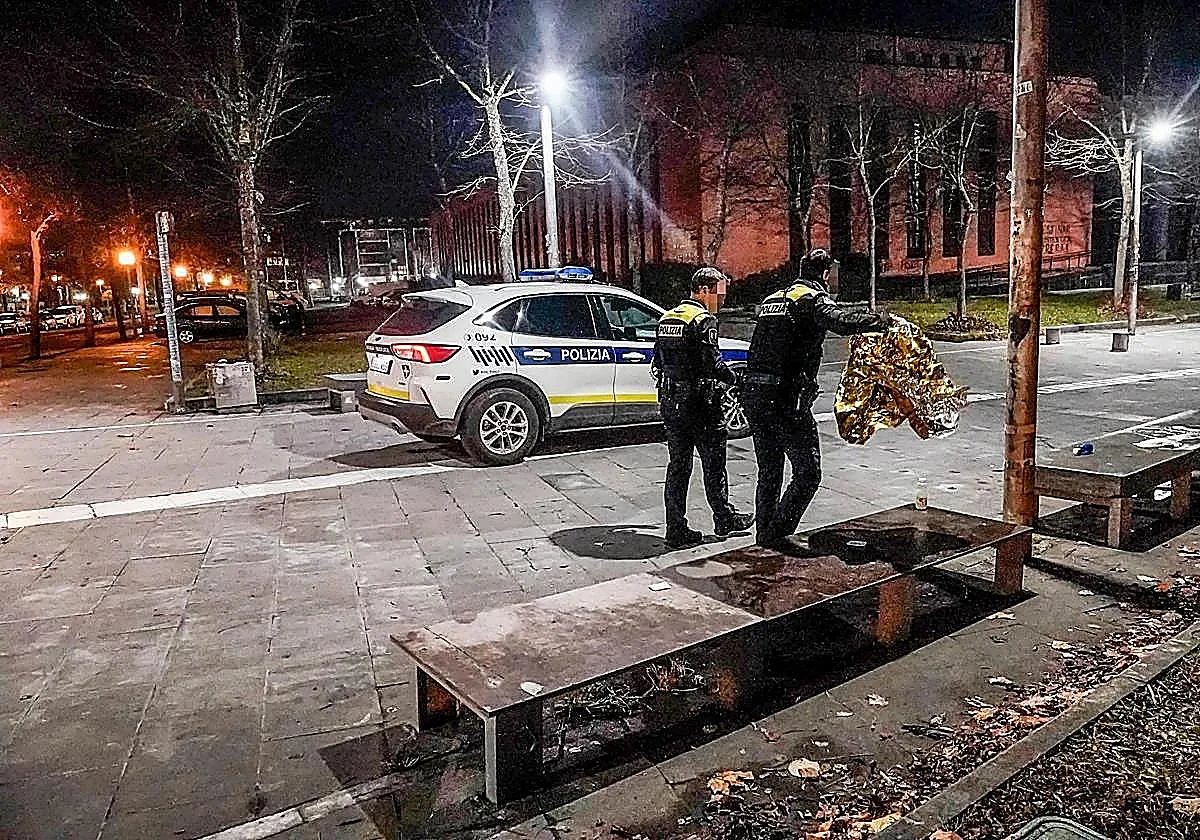 Internan a 2 menores por participar en una paliza múltiple a un joven de 19 años en Vitoria