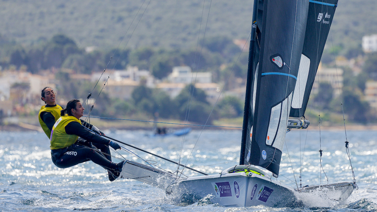 Paula Barceló y María Cantero, las "peleonas" de oro de la flota