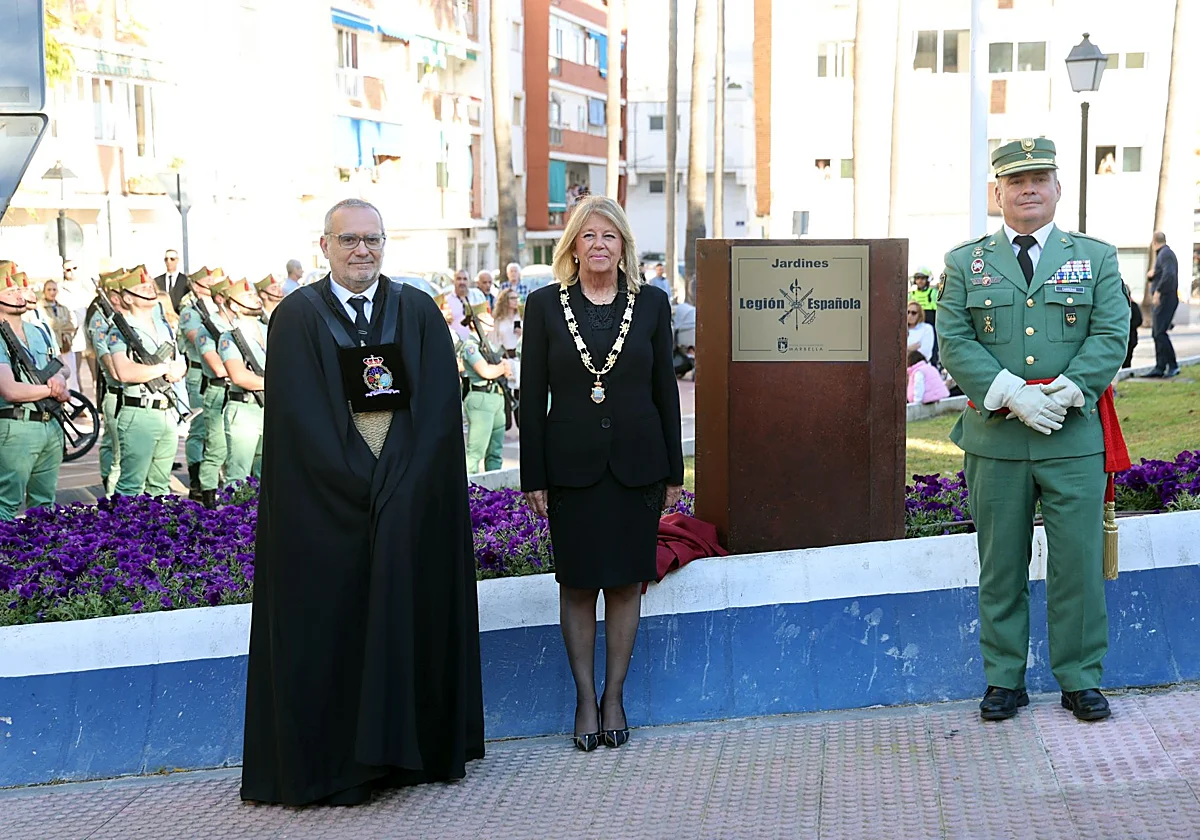 Marbella rinde homenaje a la Legión otorgando su nombre a un espacio público