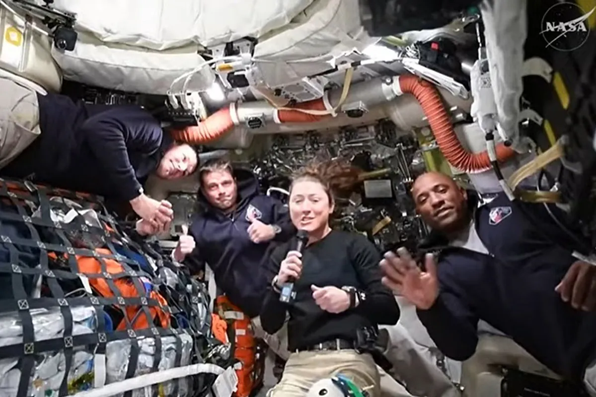 Artemis II supera la mitad del trayecto a la Luna