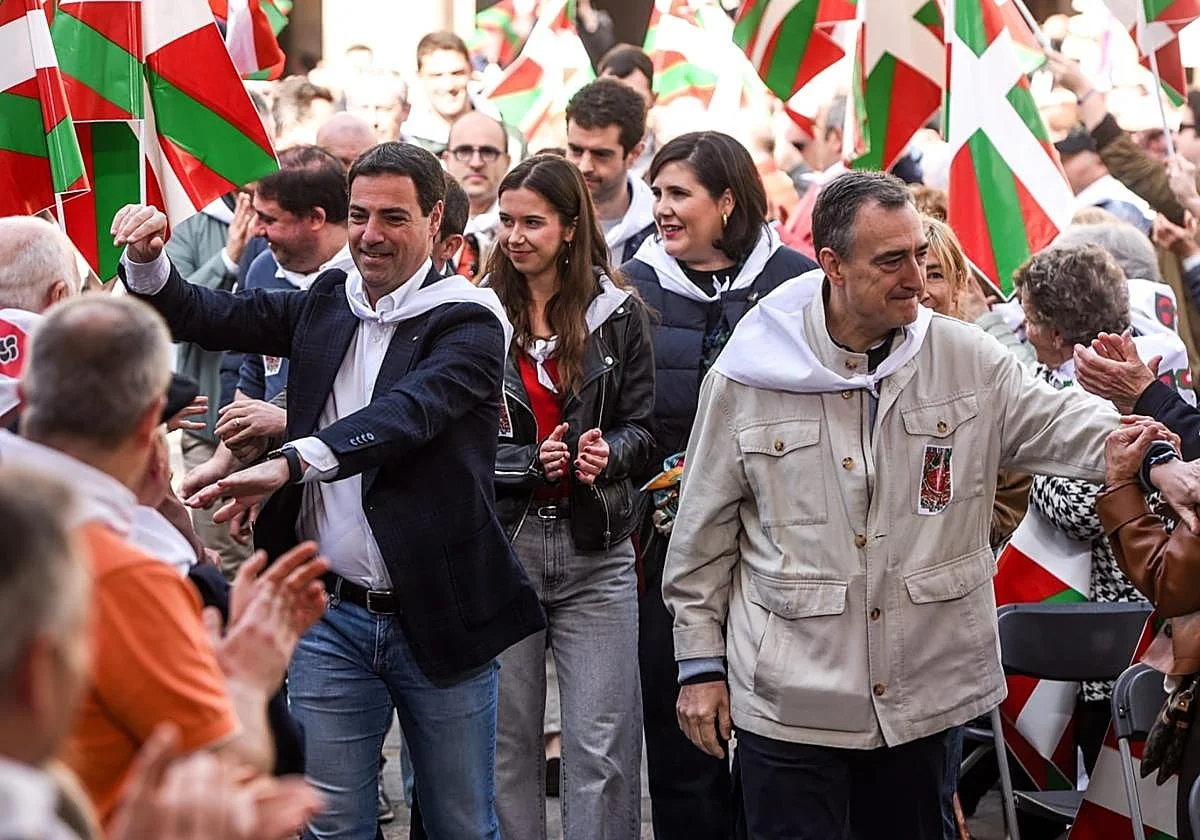 El PNV apela ya a las urnas en Euskadi: «Nos jugamos si seguimos haciendo país o dejamos que otros lo deshagan»