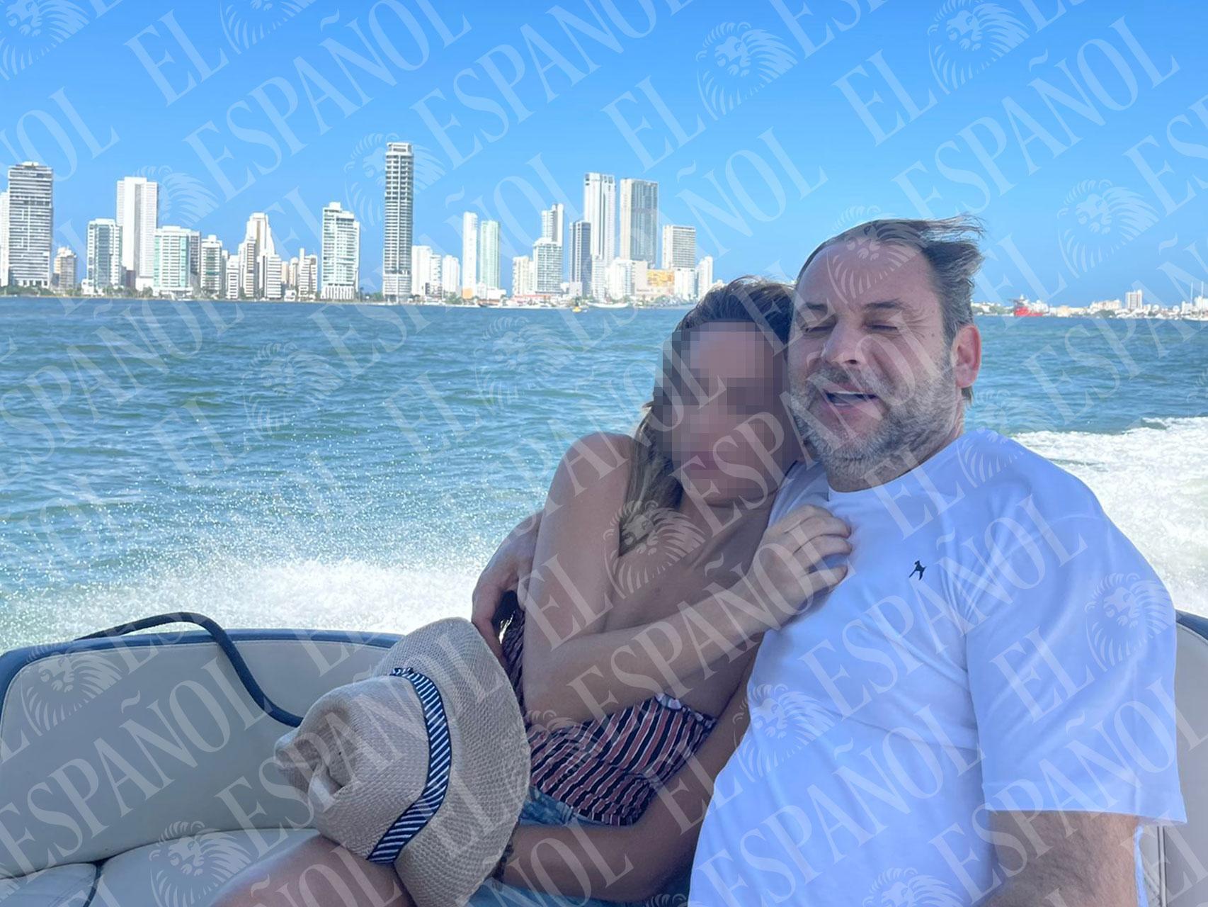 La 'vida padre' de Ábalos y Koldo en 20 fotos secretas: del yate al jet, de África a Asia, de Jésica a Andrea, del poder al banquillo