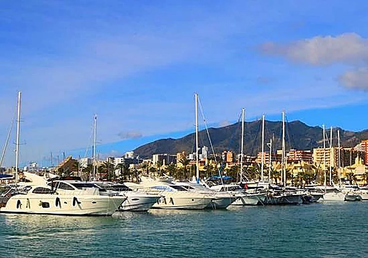 La Audiencia ordena investigar el presunto trato de favor de Benalmádena a barcos turísticos