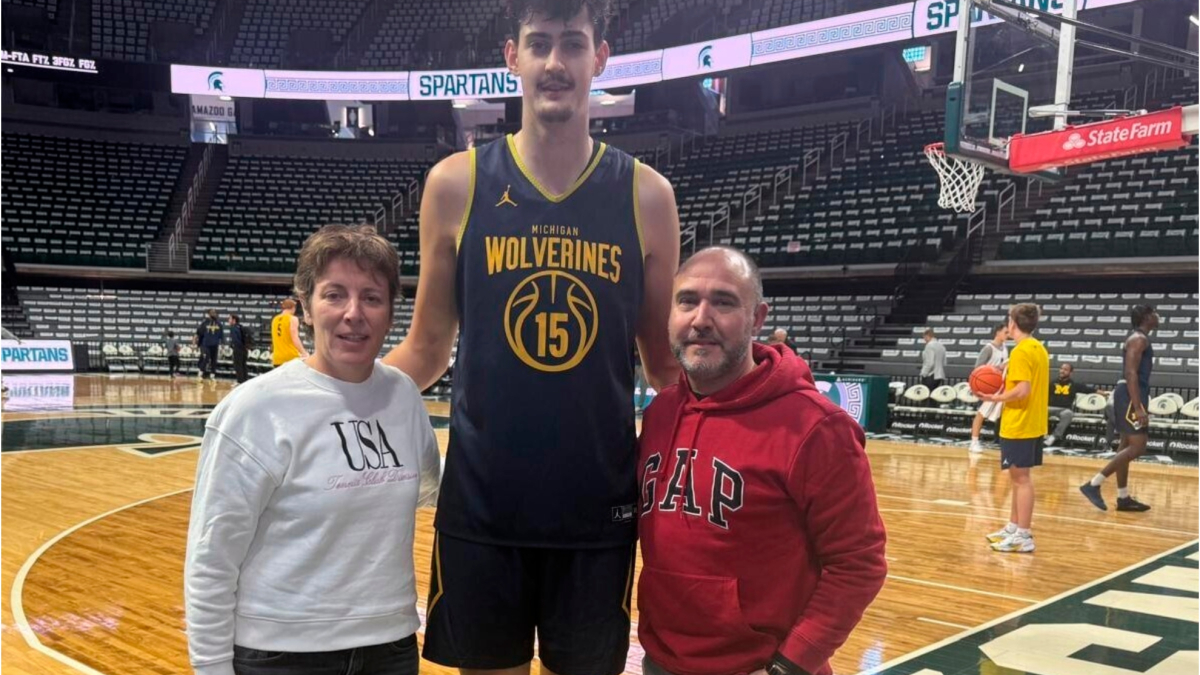 Chus Mateo: "Aday Mara es un pilar dentro de su equipo"