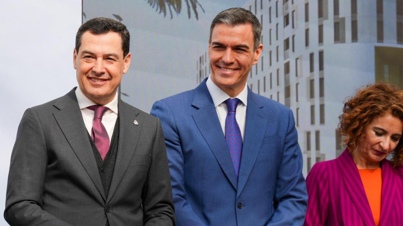 El CIS más demoledor para el PSOE andaluz: la gestión de Juanma Moreno duplica en valoración a la de Sánchez