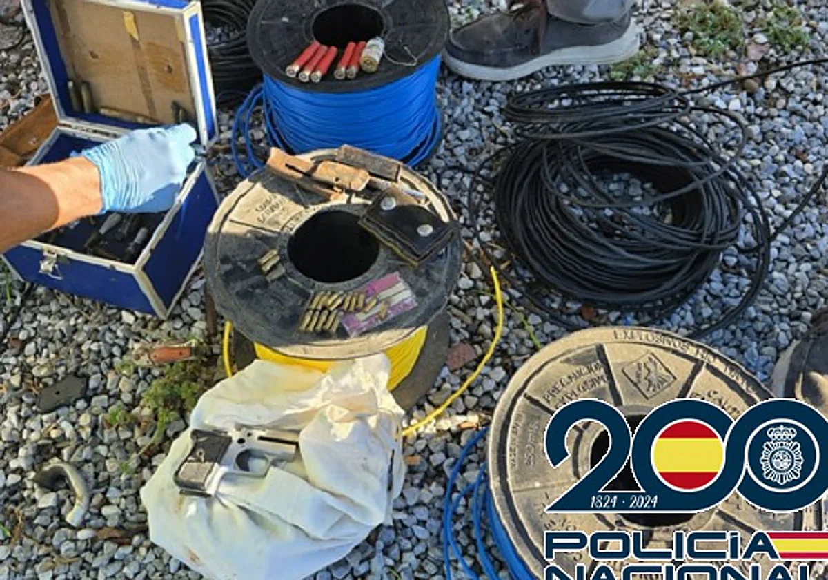 Schlag gegen den Drogenhandel in der Axarquía: Beschlagnahmung von neun Kilo Sprengstoff in Vélez-Málaga