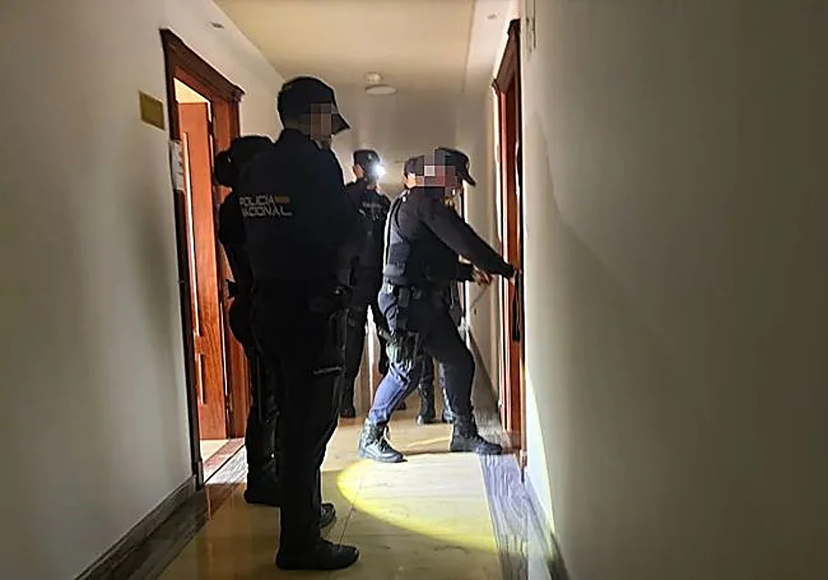 El edil y el funcionario de Benalmádena imputados en el 'caso Vistamar' defienden su actuación ante el juez