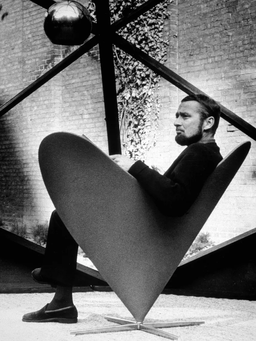 Los 100 años de Verner Panton se celebran con nuevas ediciones de sus iconos