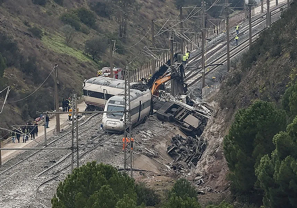 Spanish police report: Adamuz rail tracks broke day before fatal crash