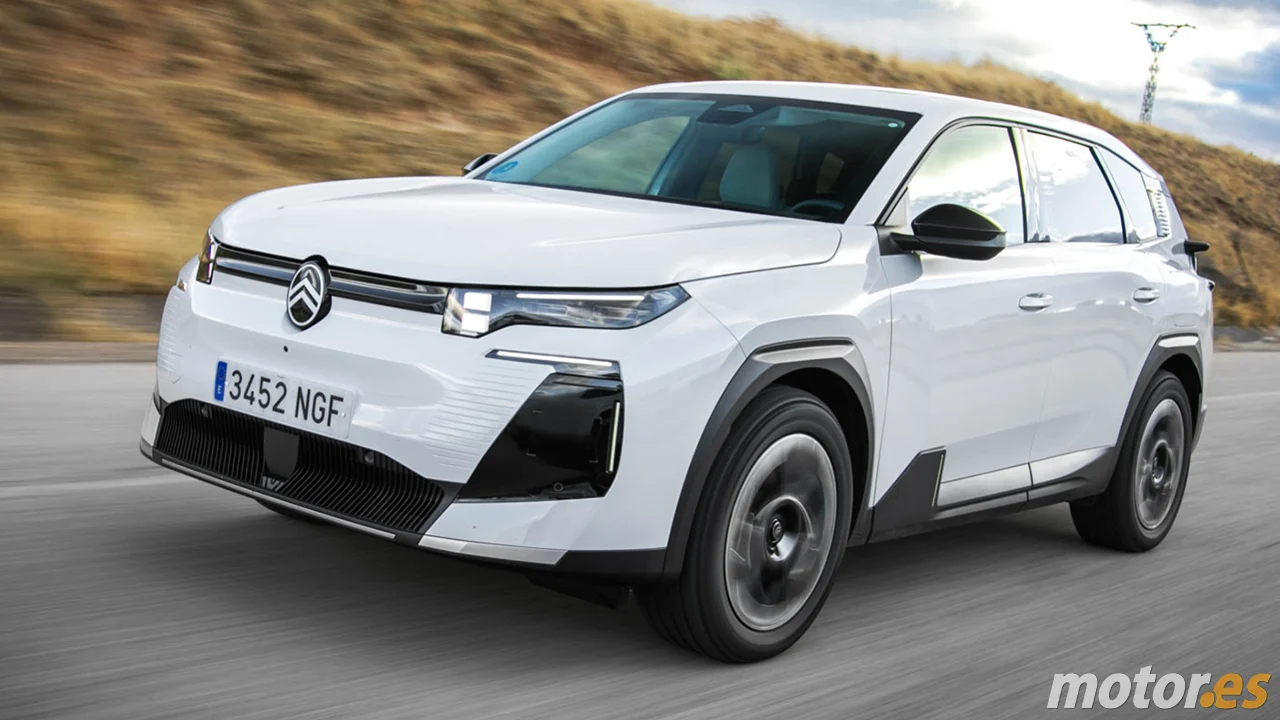 7.300 € de rebaja, maletero enorme y etiqueta ECO, el Citroën C5 Aircross se planta en la liga del KIA Sportage