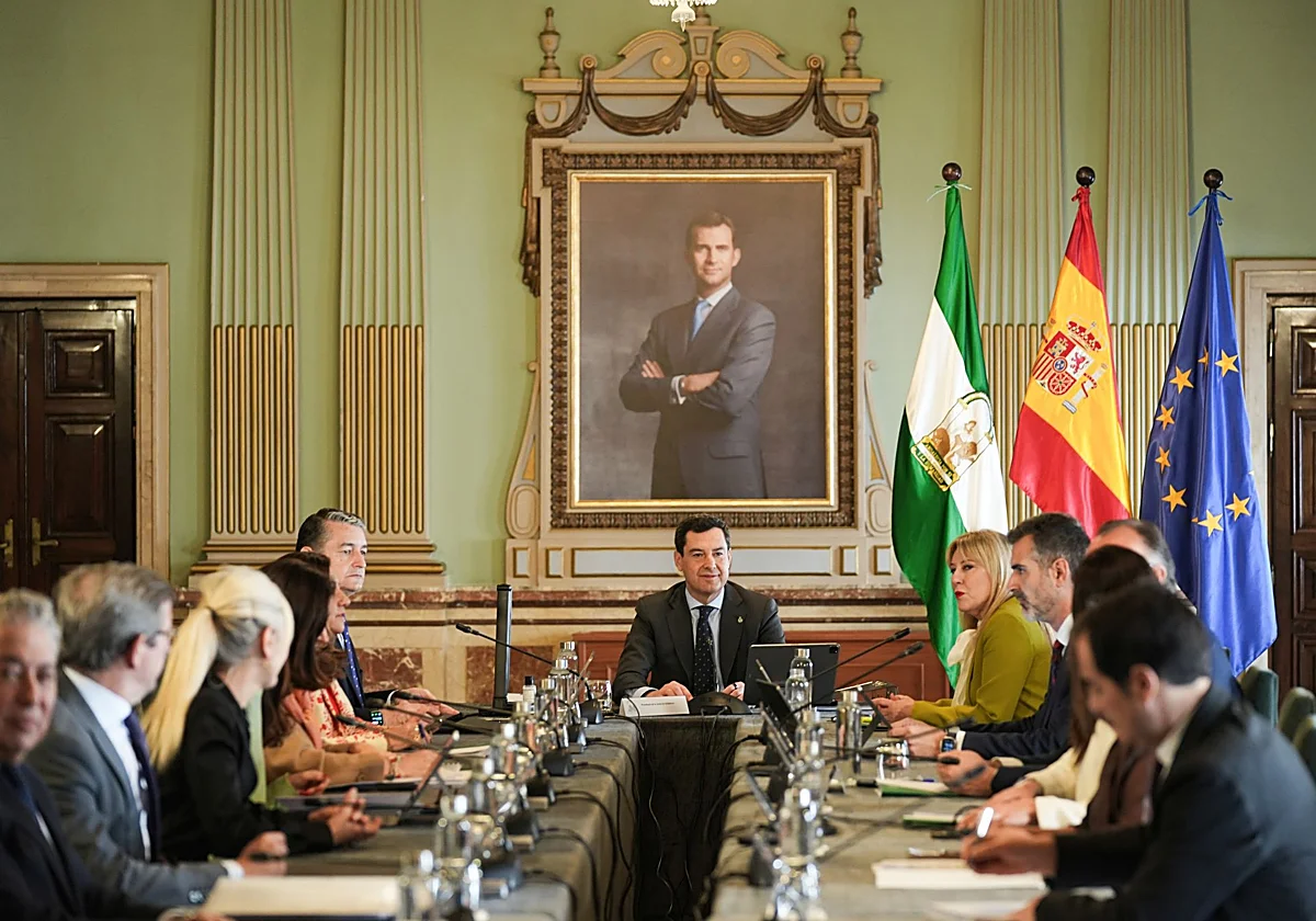 Moreno moviliza a su gobierno para las ocho batallas provinciales