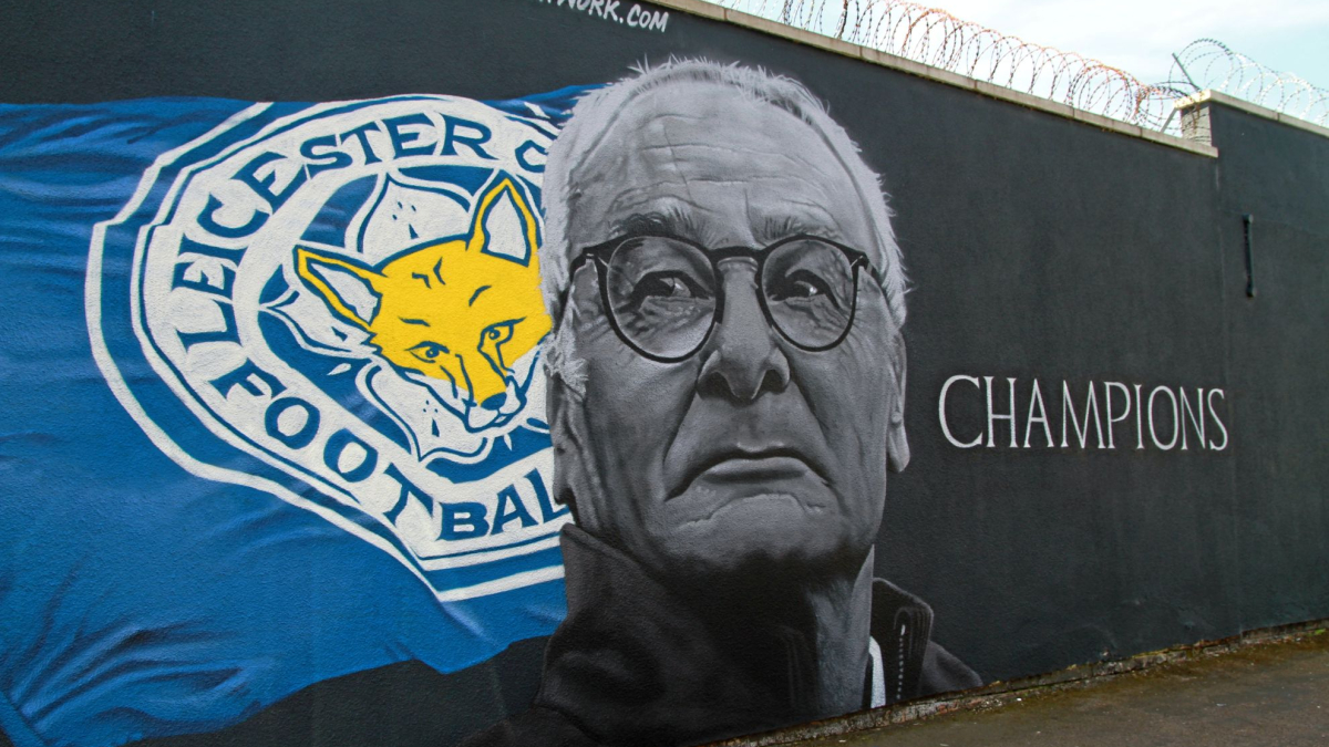 El Leicester pierde en los despachos y se asoma al precipicio