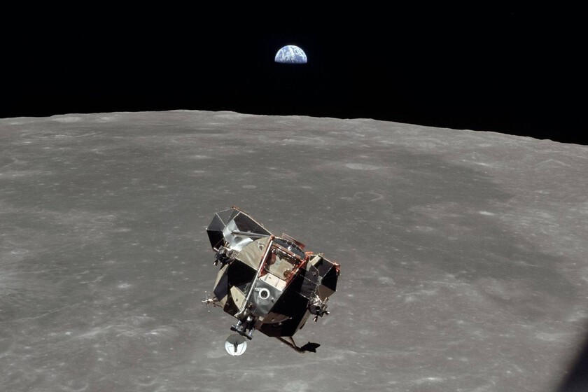 En 1969 el ser humano puso pie por primer vez en la Luna. Lo hizo gracias a un ordenador menos potente que tu móvil