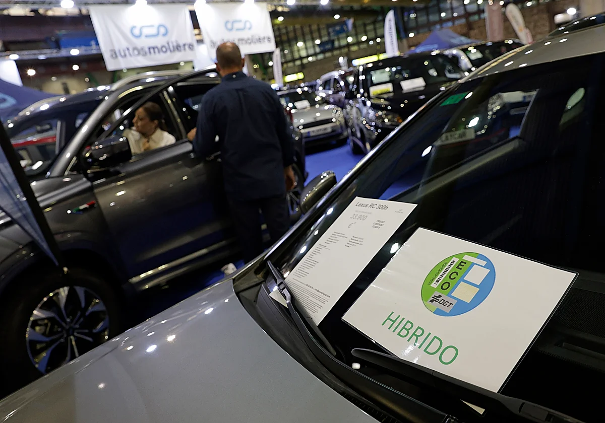 Las ventas de coches usados se frenan aunque todavía triplican a las de los nuevos en Málaga