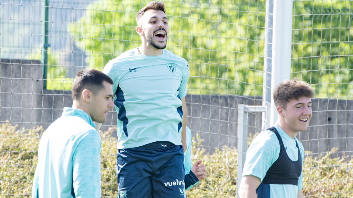 Gorosabel hace parte de la sesión y deja abierta la decisión del lateral