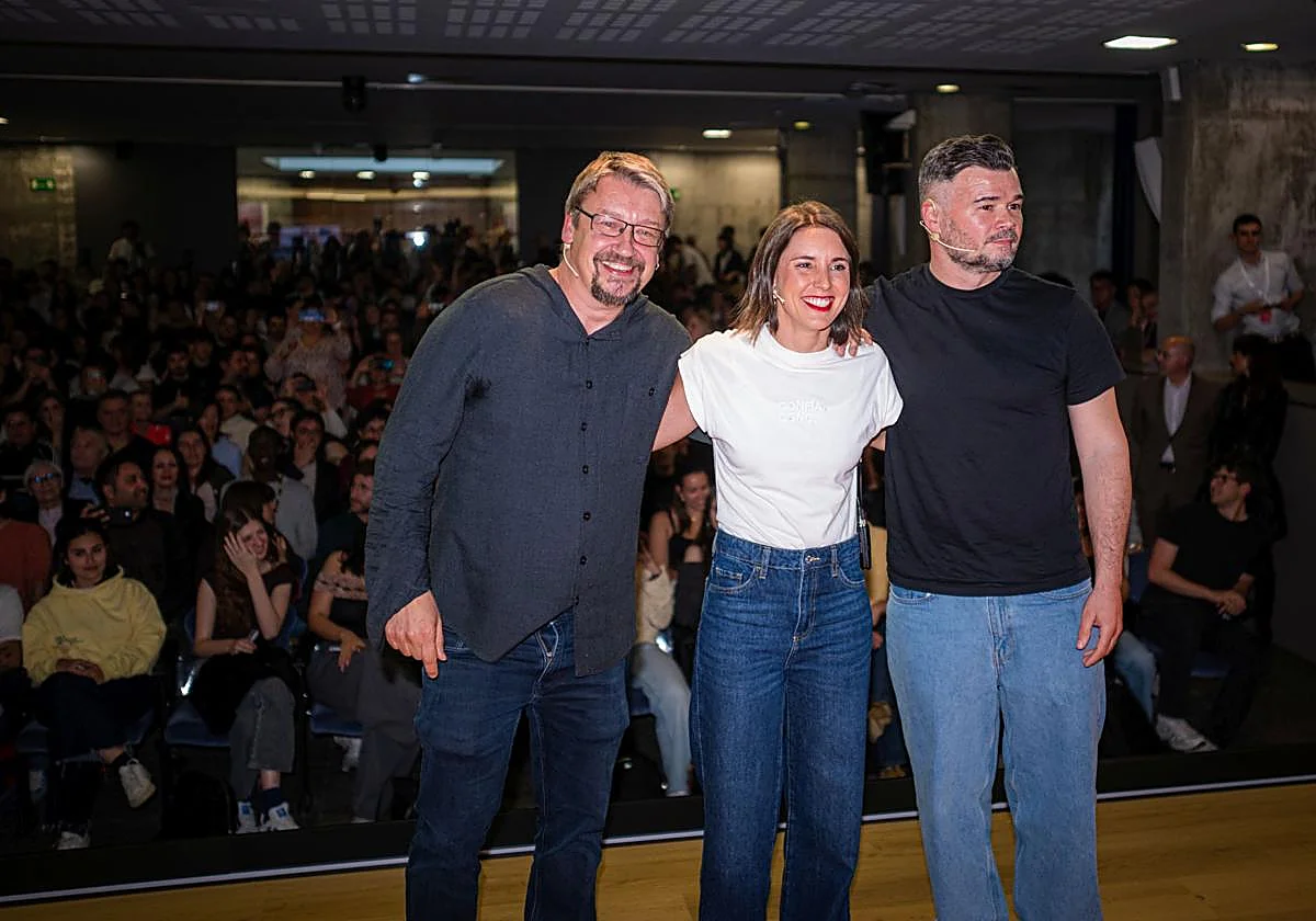 Rufián amaga en su acto con Montero con irse «a casa» si Esquerra no lidera el frente de izquierdas