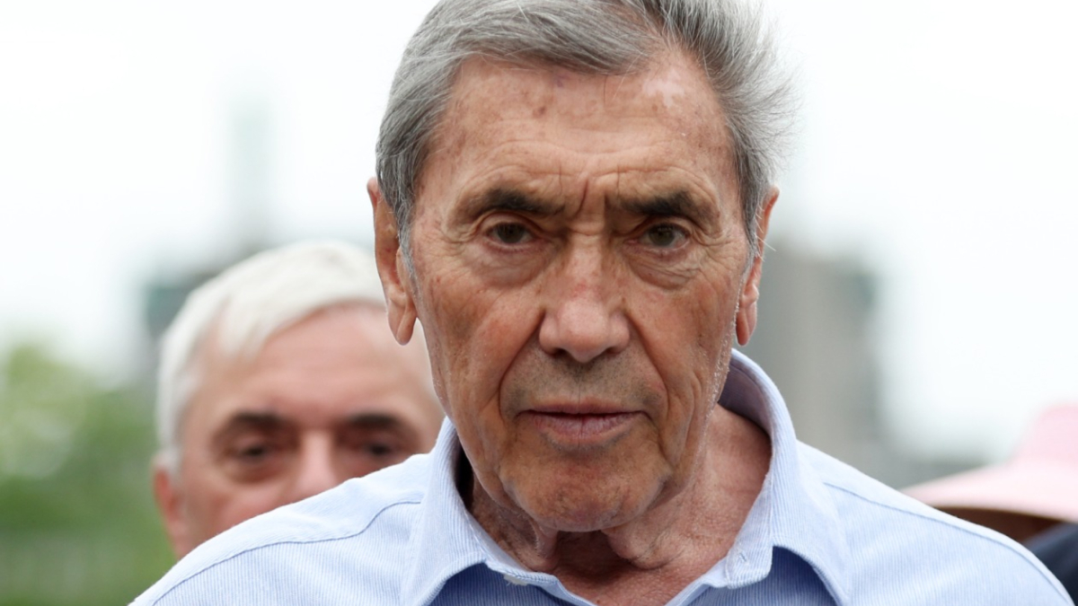 Eddy Merckx, ingresado por una infección en la cadera