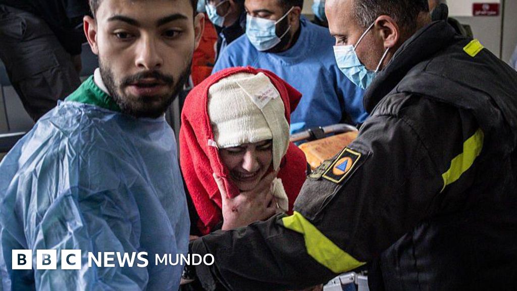 Los ataques más mortíferos de Israel en Líbano desde el inicio de la guerra dejan más de 300 fallecidos, mientras Netanyahu anuncia conversaciones con Beirut