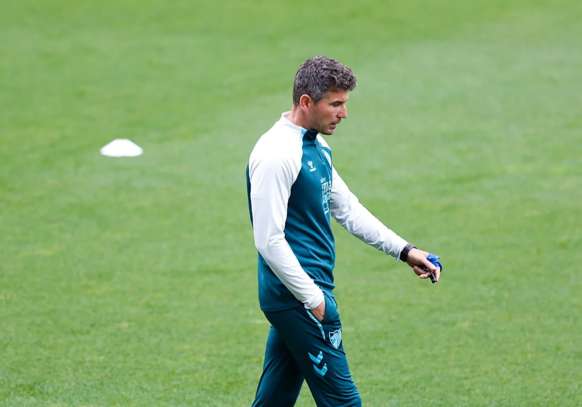 'Vivir' sin balón, el mayor reto del Málaga de Funes ante Las Palmas