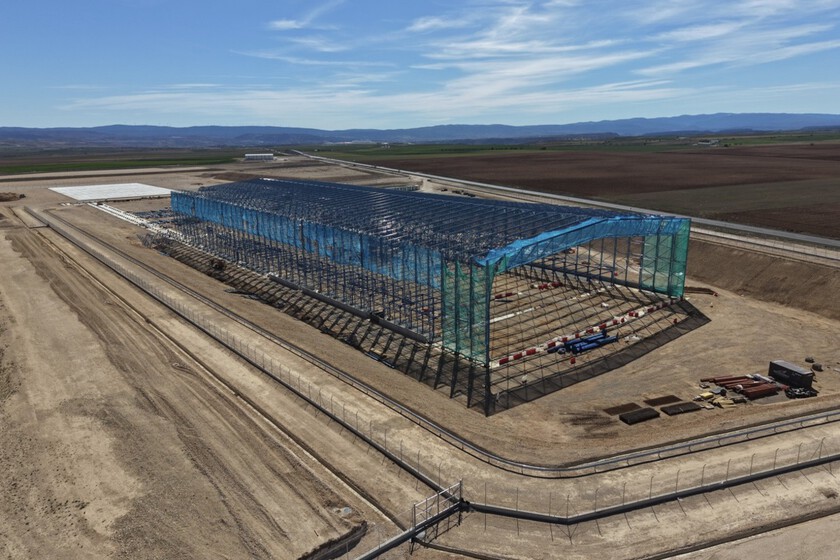 Teruel está construyendo un hangar XXXL para dirigibles. Su objetivo: ser la primera ciudad de Europa con un "astropuerto"
