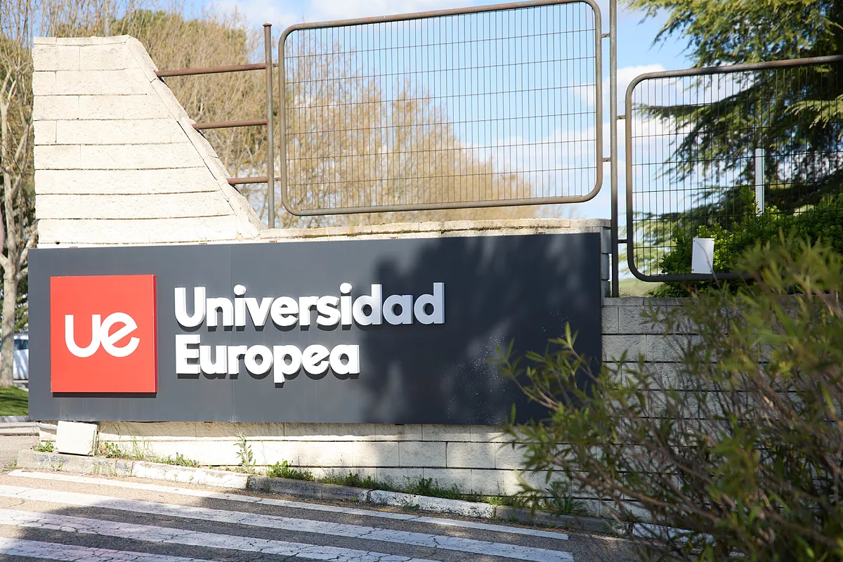 La Universidad Europea prepara un súper dividendo de 300 millones para EQT y Permira