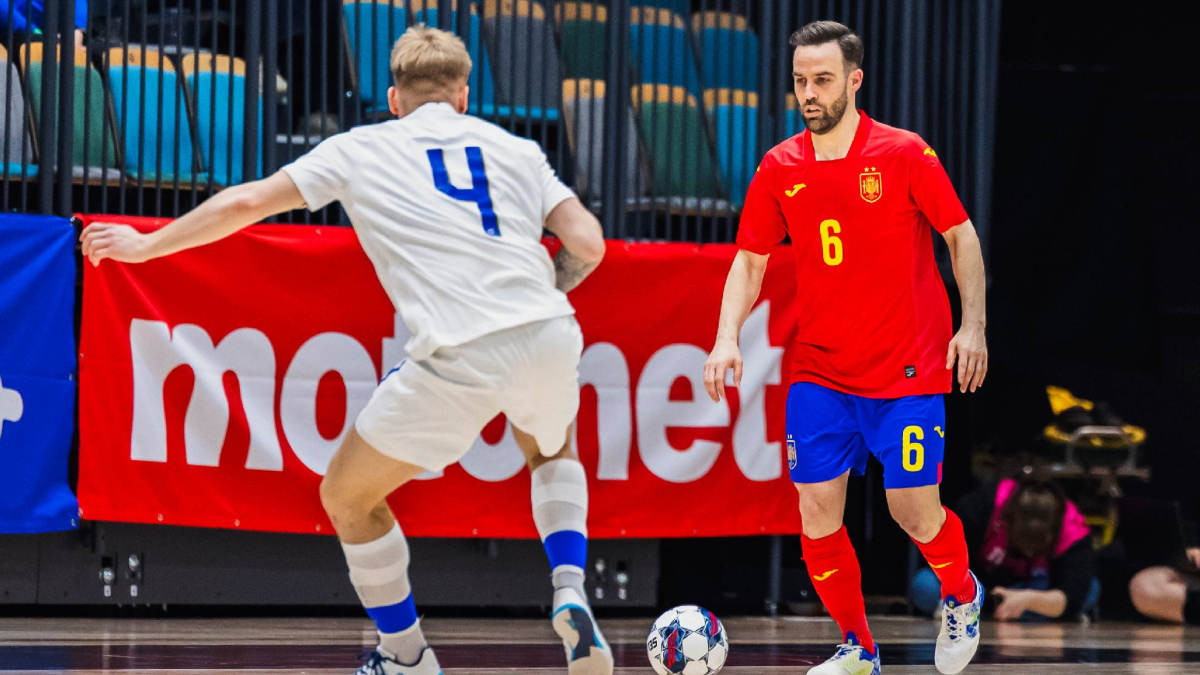 España y Finlandia empatan en su primer amistoso en Nokia