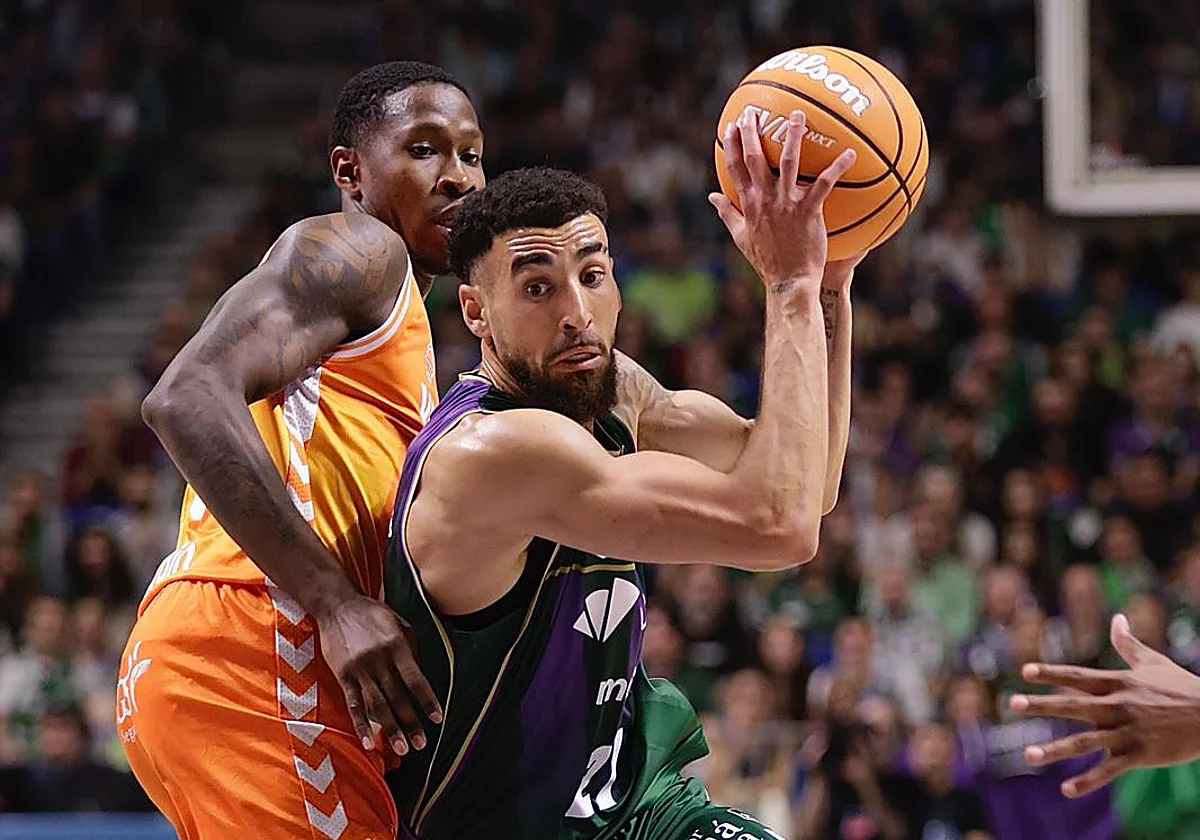 El Valencia mete al Unicaja en un lío