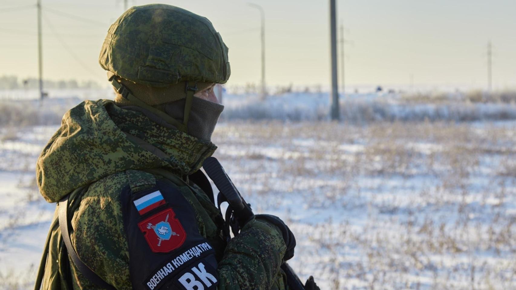 Ucrania y Rusia se acusan de 2.000 violaciones del alto el fuego cada uno por la Pascua en las primeras horas de vigencia