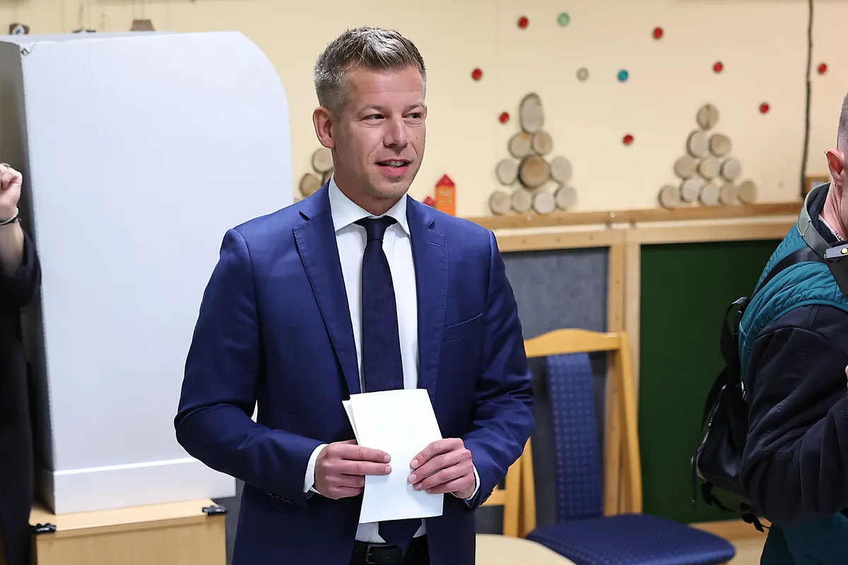 Una encuesta da al partido opositor Tisza como claro ganador en las elecciones de Hungría