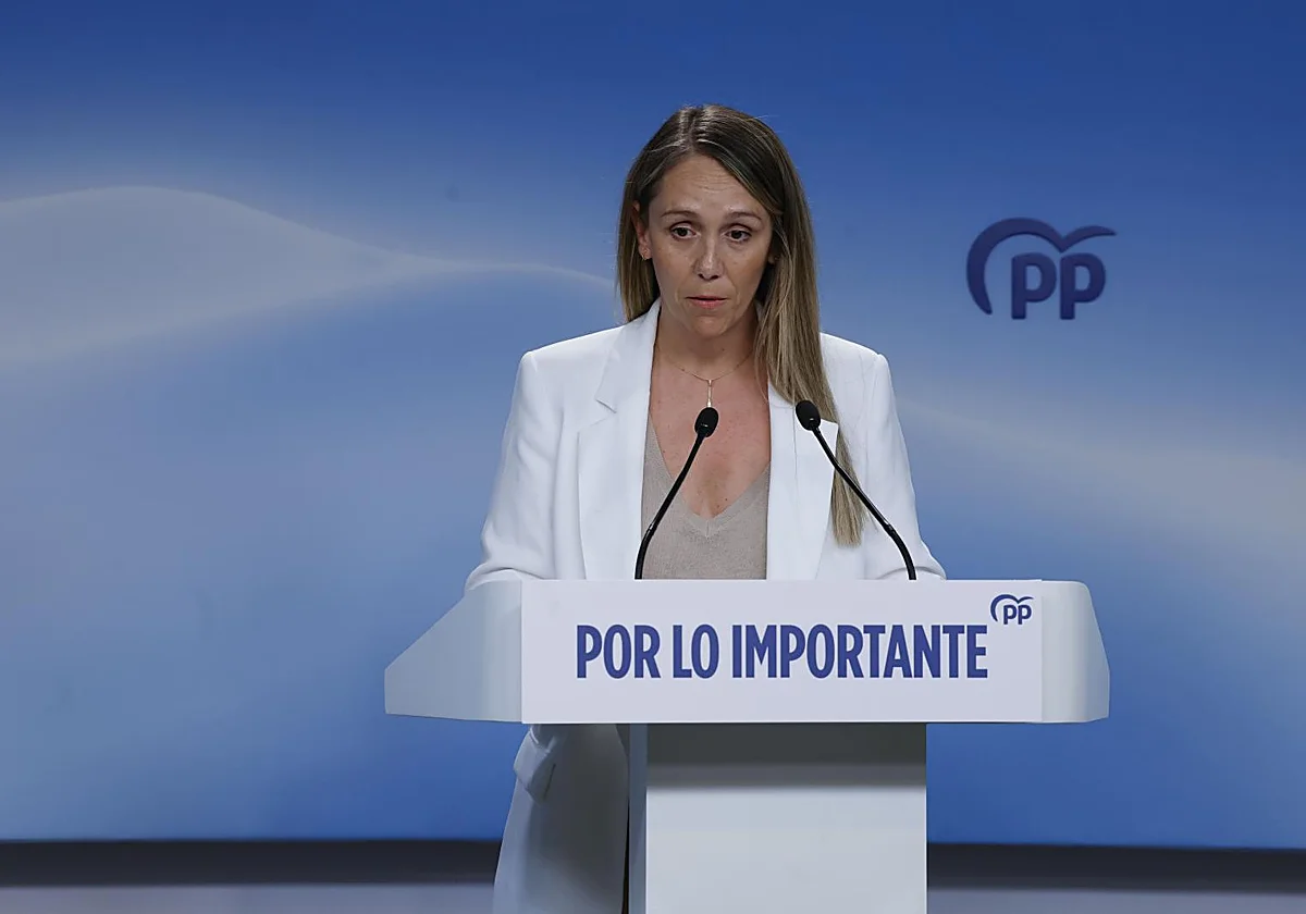 El PP combatirá la «barbaridad» de la regularización de inmigrantes con todos los «instrumentos» jurídicos, políticos y parlamentarios