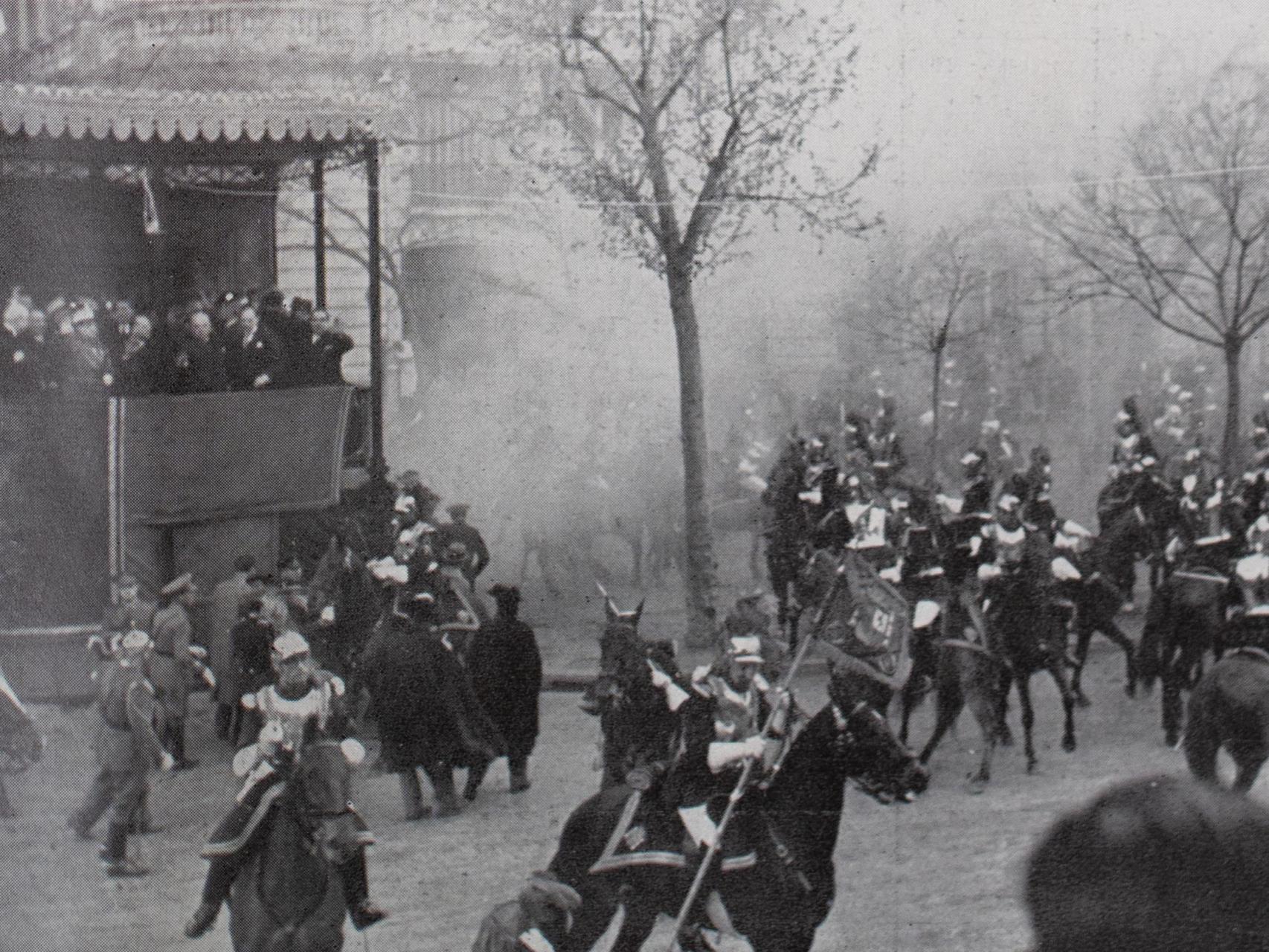 Los 90 años del pistoletazo de salida a la Guerra Civil: el desfile del 5º año de la República que acabó con un guardia muerto