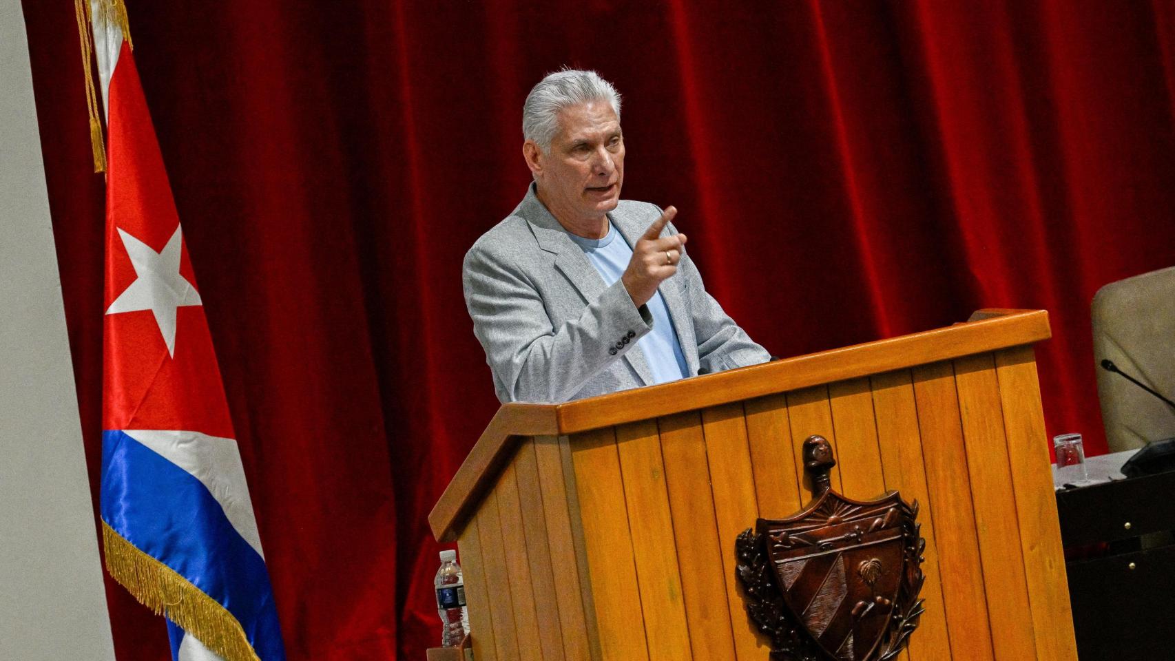 Díaz-Canel advierte a EEUU ante una posible invasión de Cuba: "Habría combates. Si tenemos que morir, lo haremos"