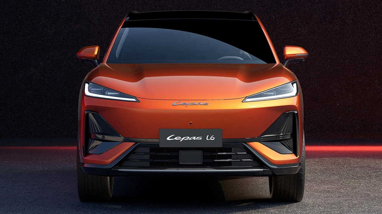 La marca hermana de Omoda y Jaecoo desvela su nuevo SUV, el Lepas L6 debuta en Europa con BYD y MG en el punto de mira