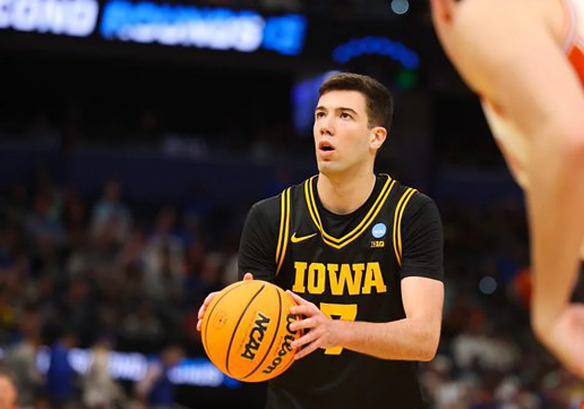 Los posibles destinos para Álvaro Folgueiras en la NCAA