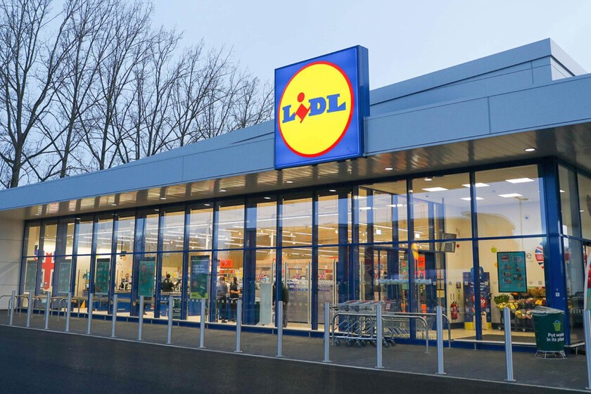 Mientras Mercadona apuesta por la comida preparada, Lidl ha visto otra oportunidad de negocio: la telefonía móvil