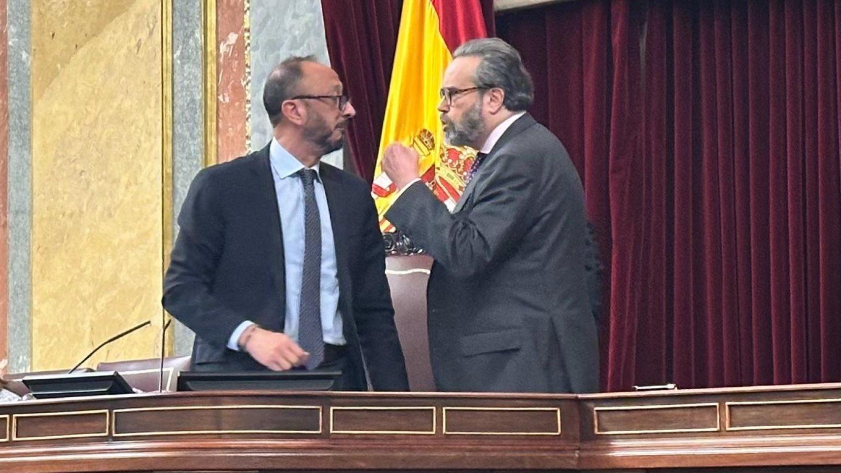 Expulsado un diputado de Vox del Pleno del Congreso tras encararse con el vicepresidente de la Cámara y una letrada