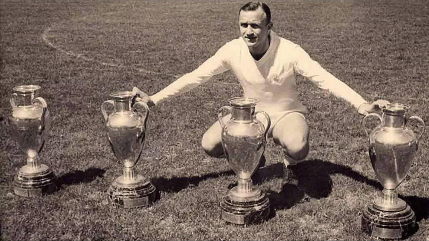 Muere José Emilio Santamaría, leyenda del Real Madrid y exseleccionador de España