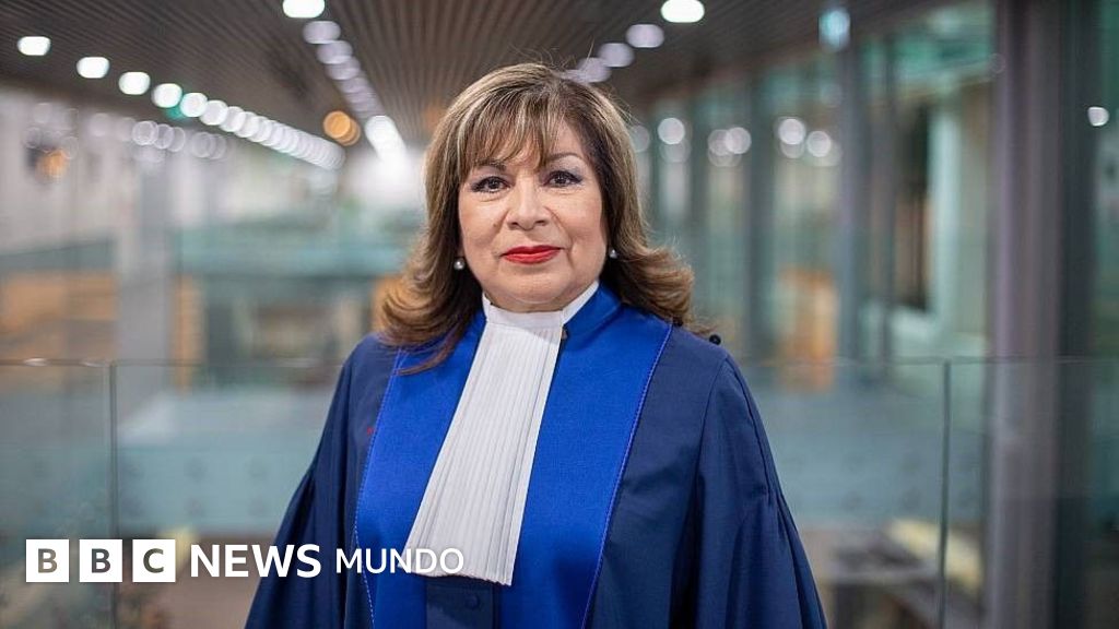 "Me sacaron las tarjetas de crédito y no puedo enviar dinero a mi país": Luz del Carmen Ibáñez, la jueza peruana de la Corte Penal Internacional sancionada por EE.UU.