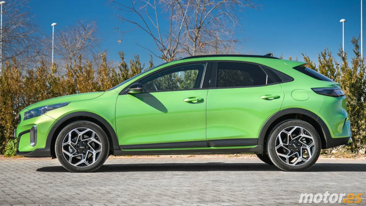 Por solo 2.500 € más que un Stonic, y sin salir de KIA, tienes este crossover con más tamaño, potencia y maletero