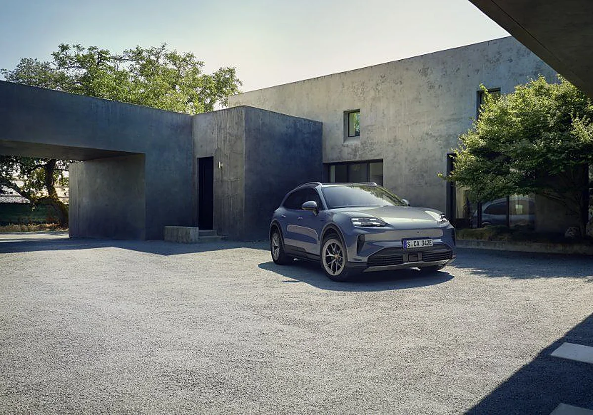 El coche más potente de la historia de Porsche es un SUV: así es el nuevo Cayenne eléctrico