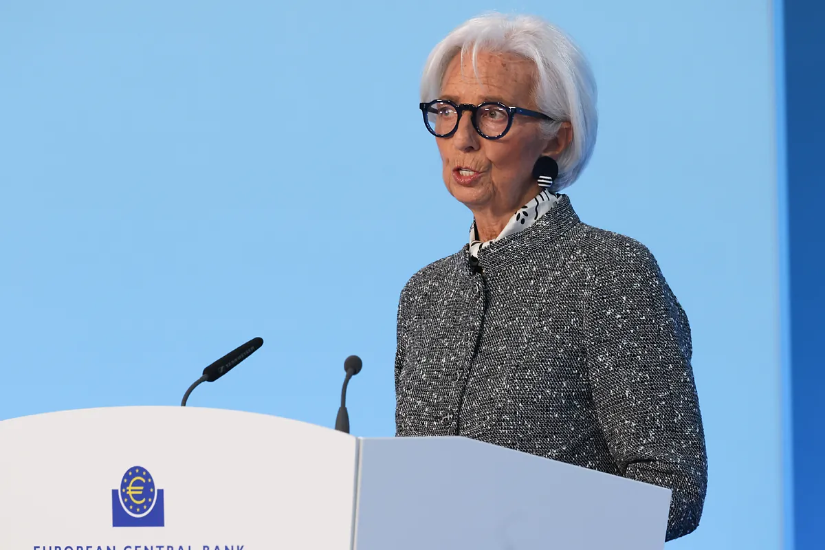 Miembros del BCE ven más probable que se materialice su escenario adverso: inflación al 3,5%