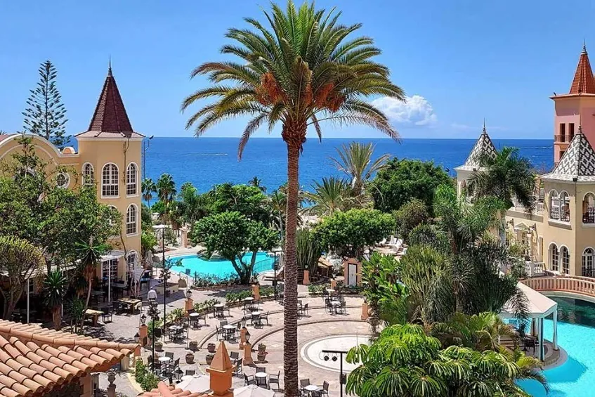 Fracasa la oferta de Lopesan para comprar el prestigioso hotel tinerfeño Bahía Duque