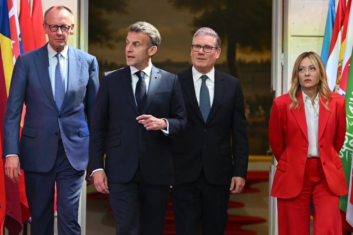 Doce países comprometen medios militares para desbloquear Ormuz definitivamente