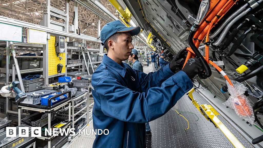 Un "inodoro a bordo" controlado por voz es patentado por un fabricante de automóviles chino