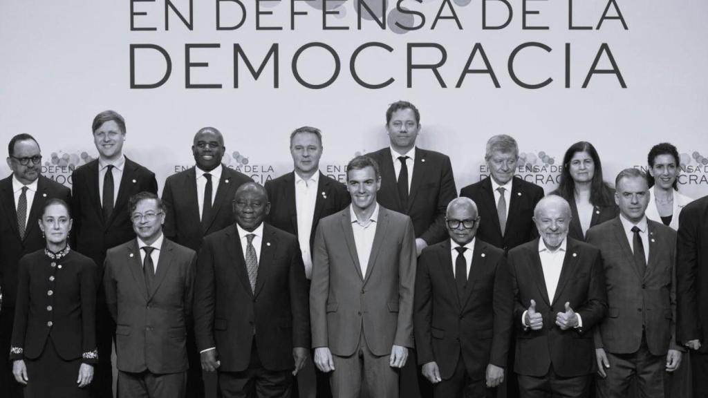 Sánchez hace lo que le conviene a él y lo contrario de lo que le conviene a España