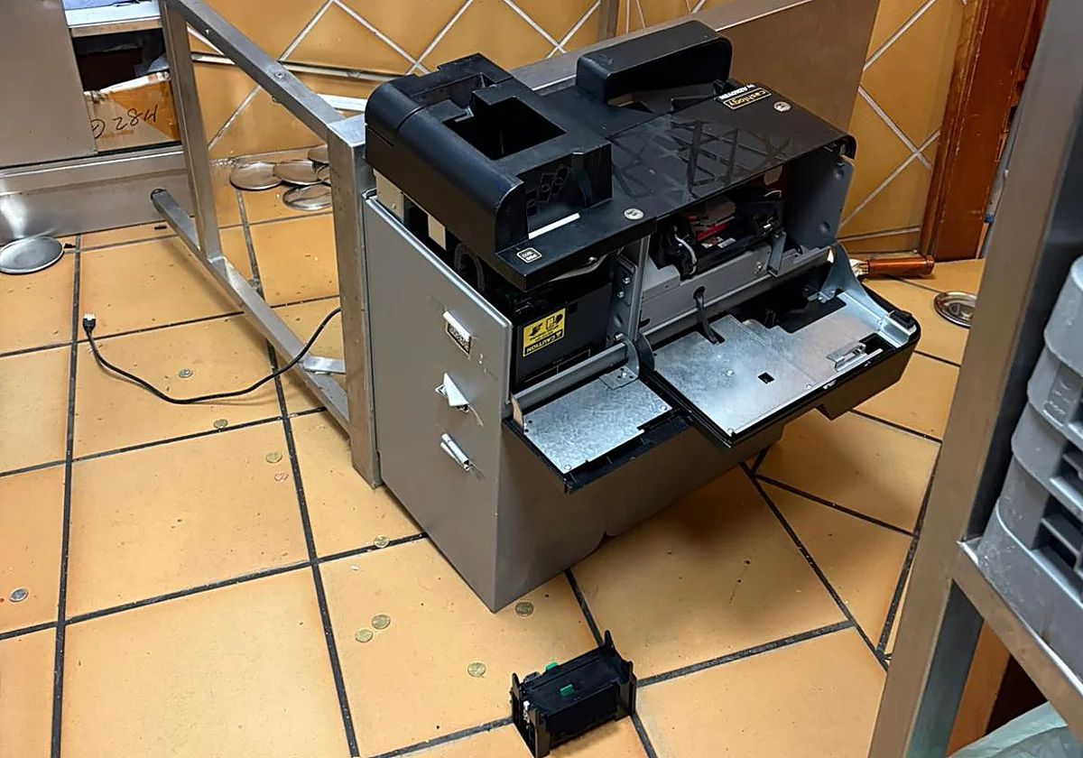 Cuatro encapuchados asaltan de madrugada la emblemática Venta El Túnel de Málaga