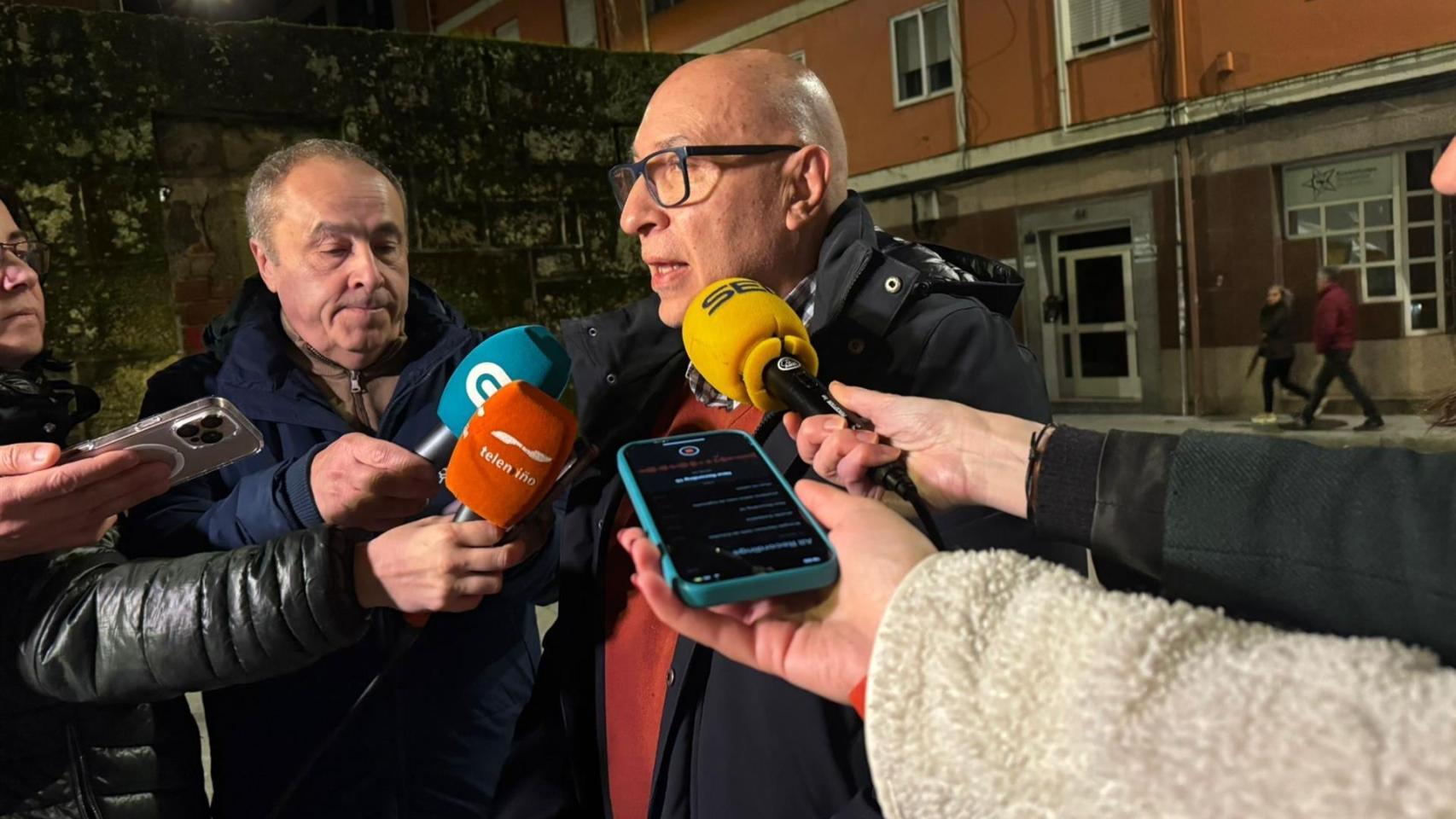 El alcalde de Barbadás (Ourense) deja el PSOE tras la denuncia por acoso laboral y supuesto encubrimiento de acoso sexual