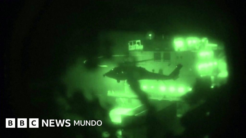 En video: el momento en el que un navío de EE.UU. intercepta un barco carguero de Irán