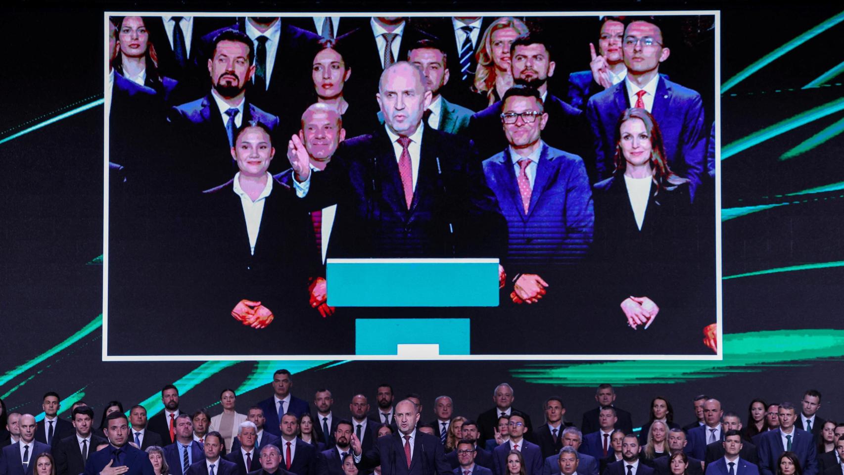 Rumen Radev, el líder prorruso que arrasa en Bulgaria: estos son los motivos por los que no será un nuevo Orbán